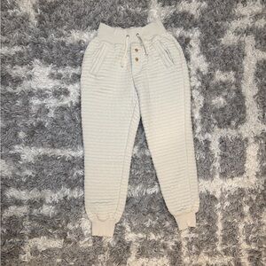 Everlane Cream Textured Joggers